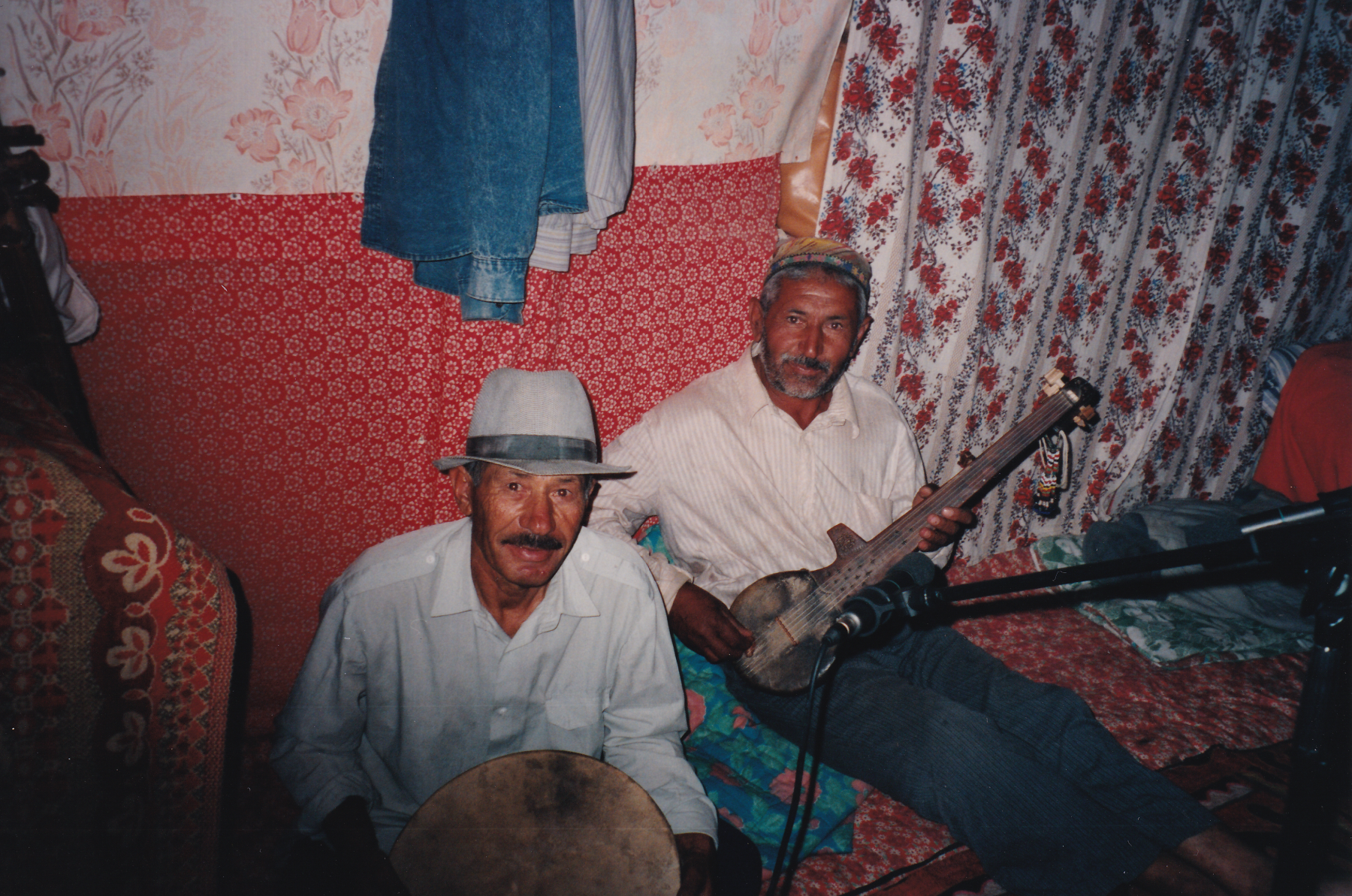 2_musicians-5 2_musicians-5